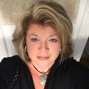 Meet your Posher, Christie